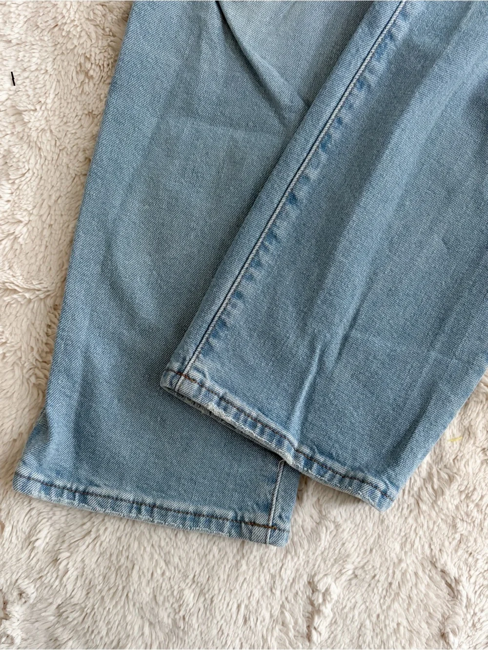 Madewell Perfect Vintage Straight Jeans High Rise Distressed Light Wash Size 26